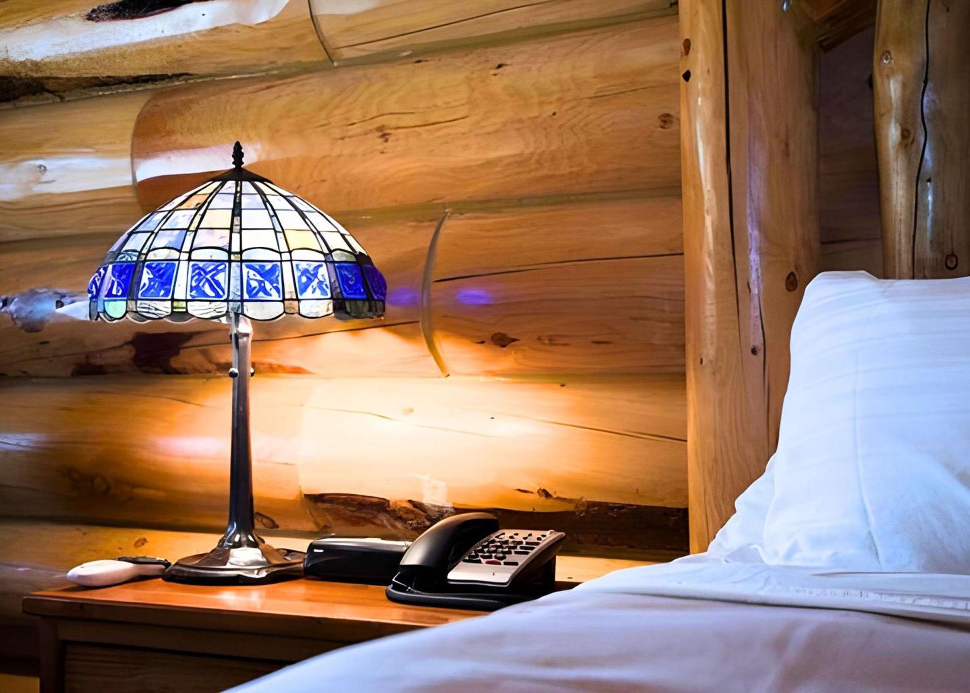 웨스트 엘로스톤 Hibernation Station 빌라 외부 사진